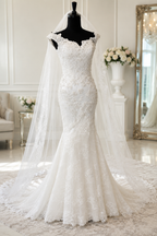 AETHERA Exclusive: Royal Queen Collection Mermaid Wedding Gown - Beaded Lace Silhouette with Cathedral Veil (Size 6, Pristine Condition) - detail