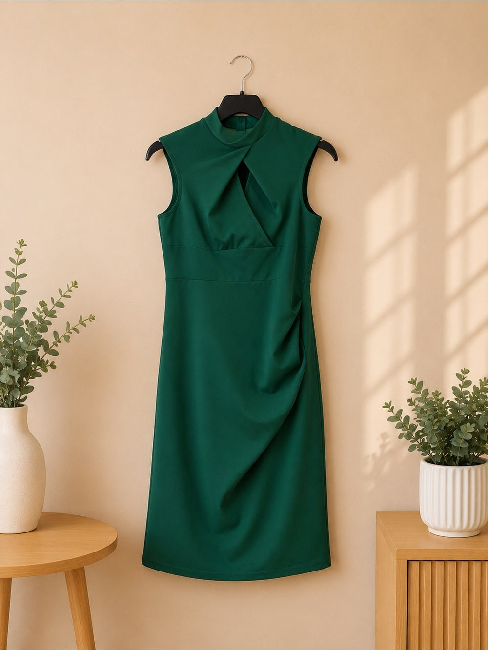 Emerald Green Sleeveless Midi Dress Size Large - View 3